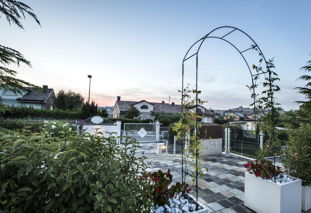 Holiday Residence Belohorizonte Macerata Extérieur photo