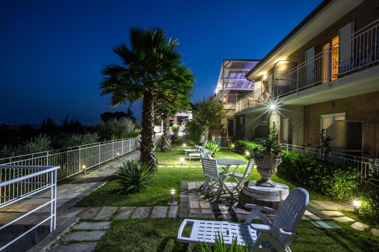 Holiday Residence Belohorizonte Macerata Extérieur photo